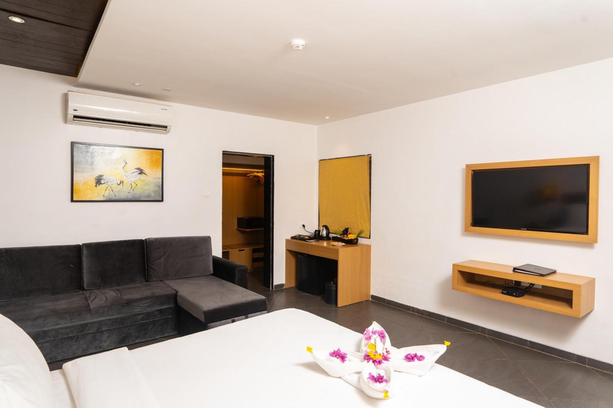 U Rivergate Karjat Exterior foto